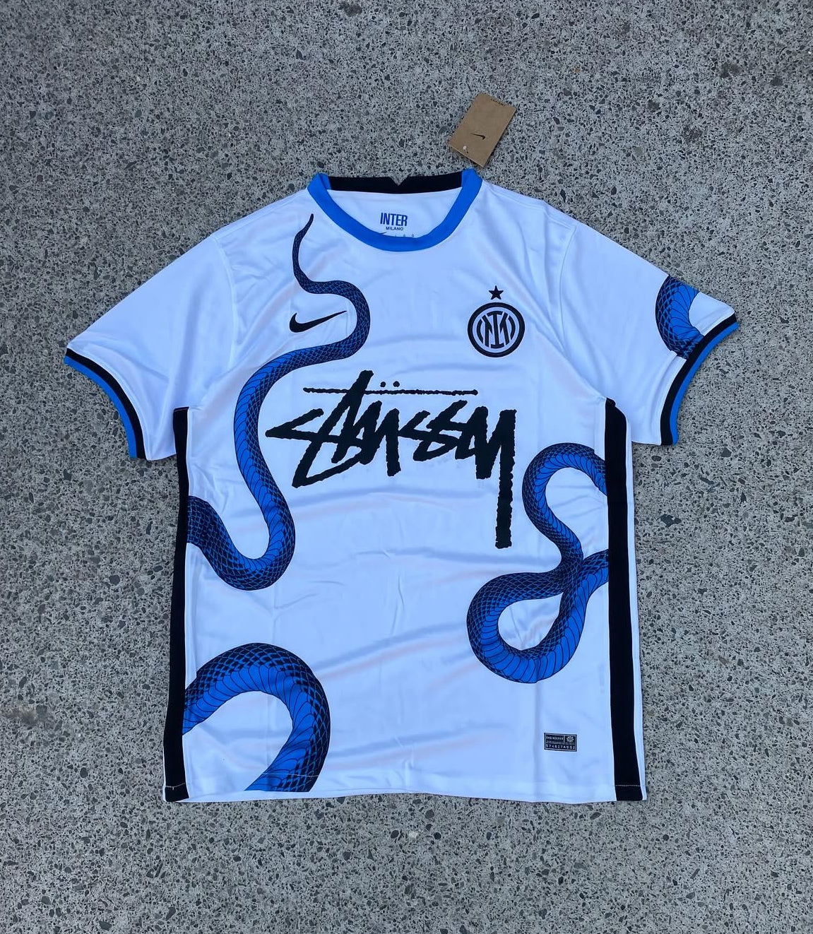 INTER MILAN X AWAY - 22'