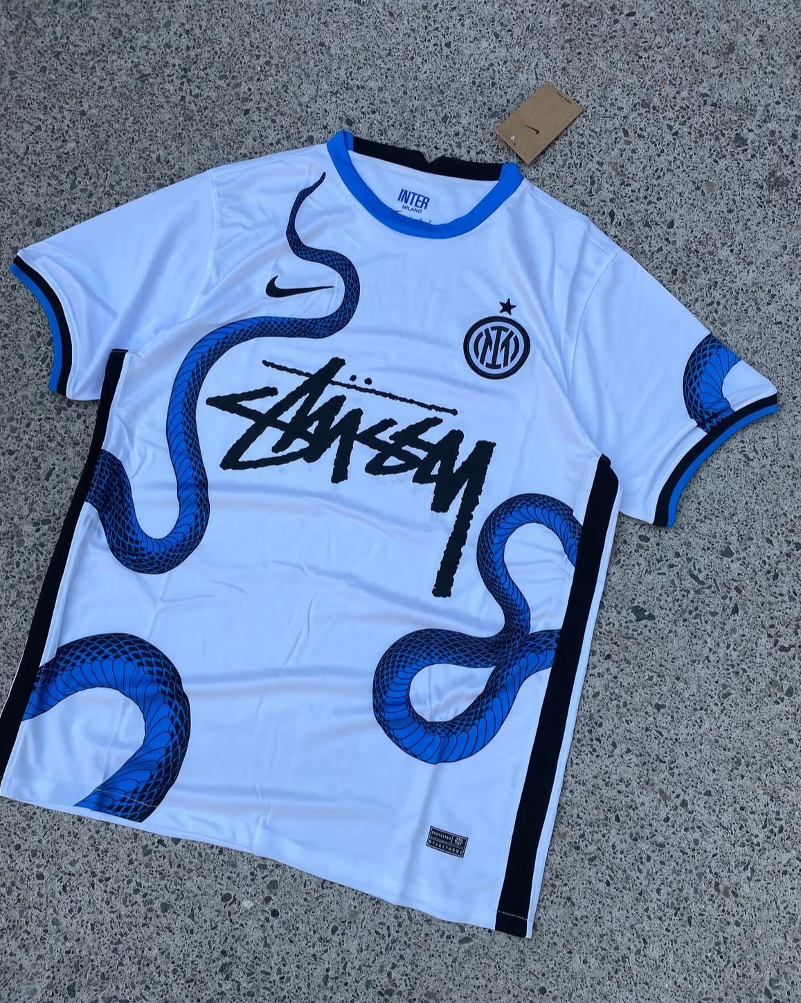 INTER MILAN X AWAY - 22'
