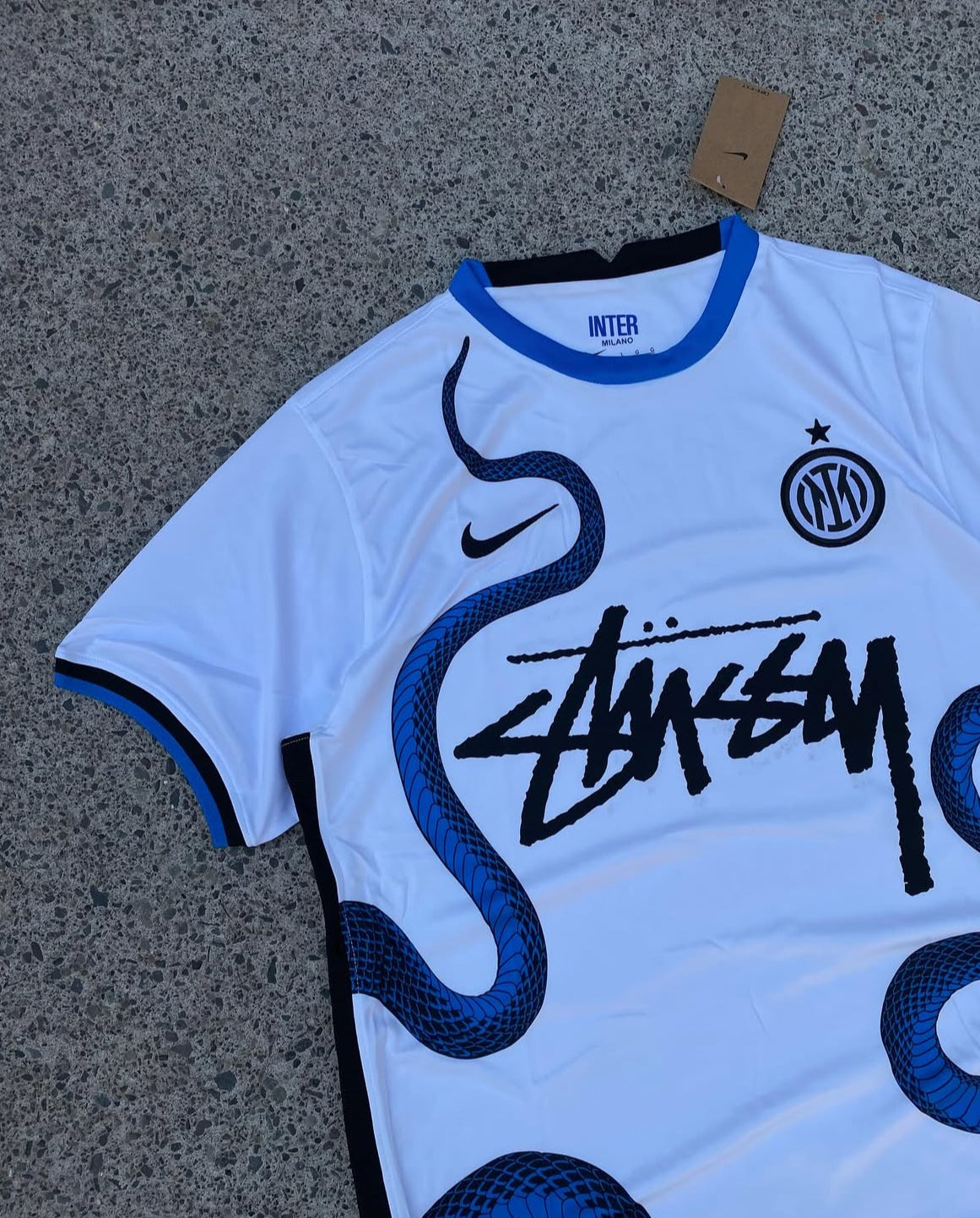 INTER MILAN X AWAY - 22'