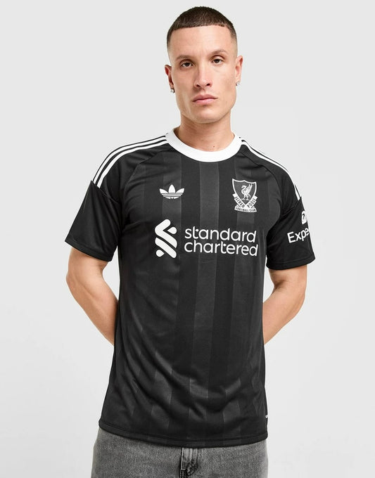 LIVERPOOL x GOALKEEPER - 25'