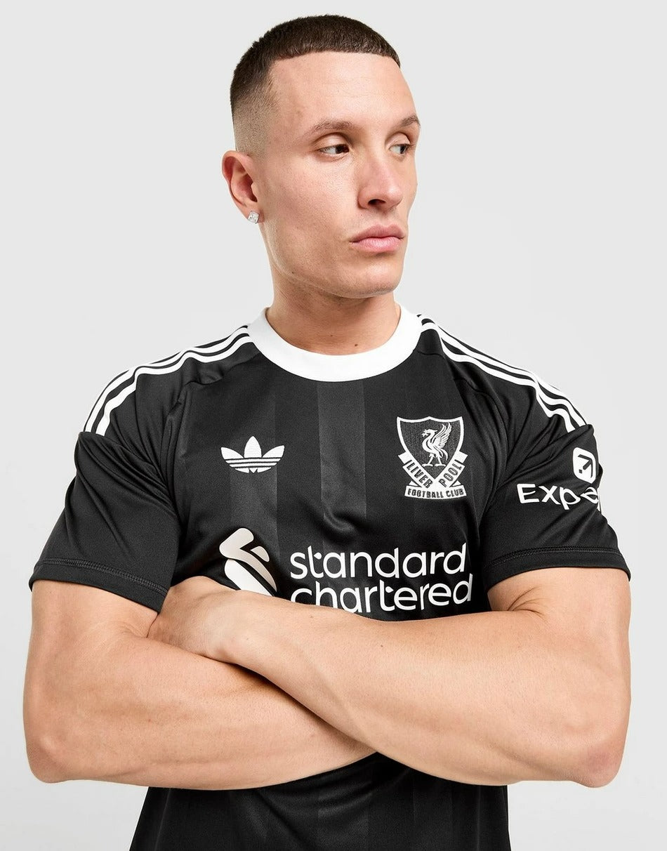 LIVERPOOL x GOALKEEPER - 25'