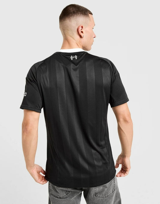 LIVERPOOL x GOALKEEPER - 25'